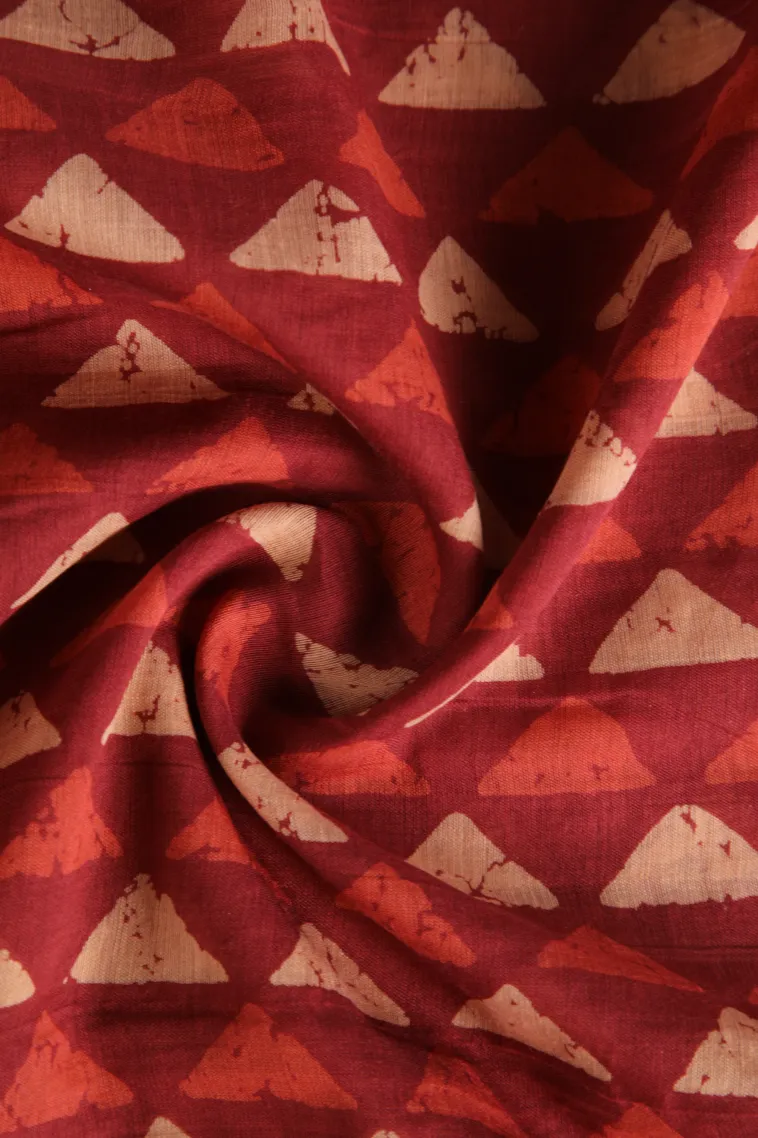 Candy Red Chanderi Cotton Sarees Without Zari With Geometric Shapes view 4