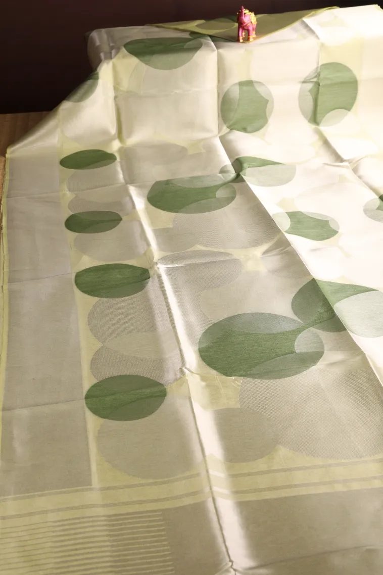 Pistachio Green Jute Sarees with Silver Zari Geometric Shapes view 2