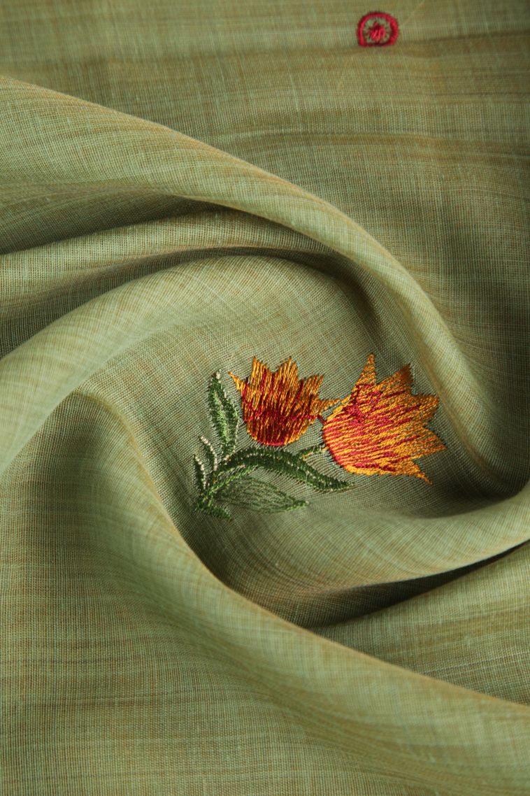 Pista Green Chanderi Cotton Sarees Gold Zari with Floral Puttas Embroidary view 4