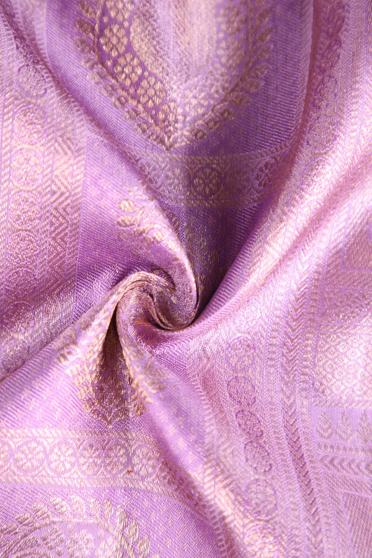 Lean Pink Kanchipuram Silk Sarees with Gold Zari Mango Puttas view 4