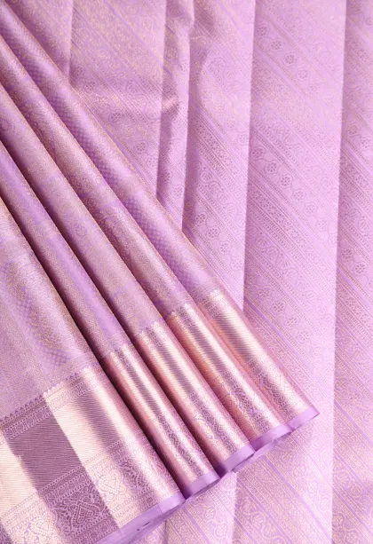 Lean Pink Kanchipuram Silk Sarees with Gold Zari Mango Puttas