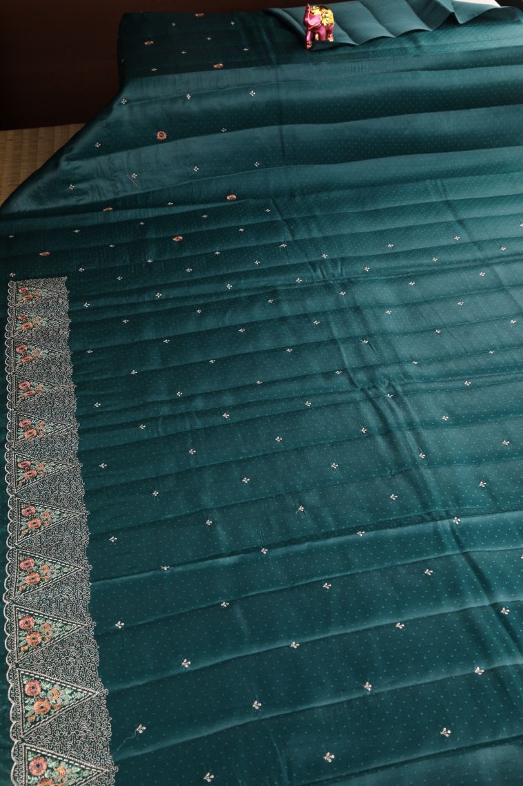 Ocean Blue Raw Silk Sarees Without Zari with Floral Puttas Embroidary view 2