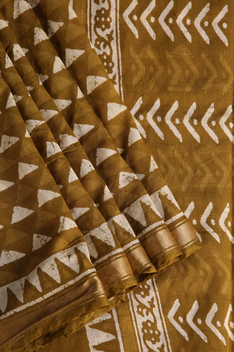 Rich Gold Chanderi Cotton Sarees Without Zari With Geometric Shapes