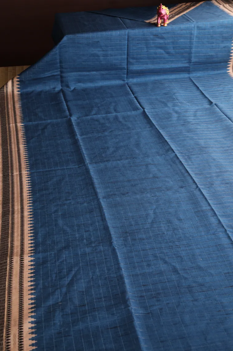 Cerulean Blue Raw Silk Sarees Without Zari With Checks view 2