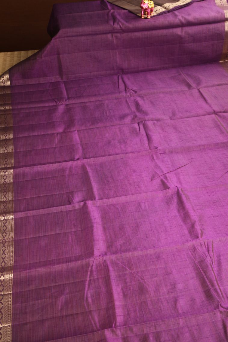 Mauve Purple Raw Silk Sarees Gold Zari with Plain view 2