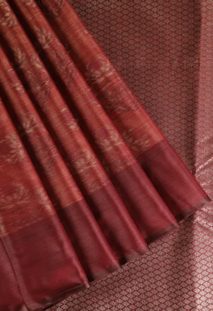 Crimson Red Soft Silk Sarees Without Zari With Floral Patterns