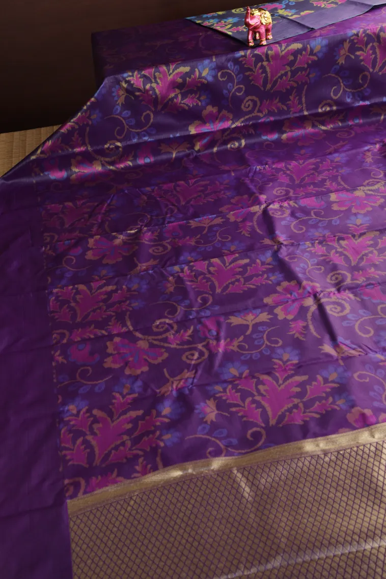 Viola Purple Soft Silk Sarees Without Zari With Floral Patterns view 2