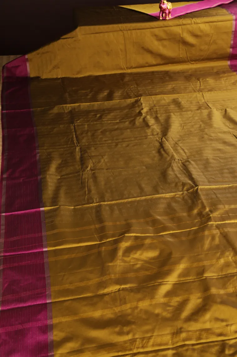 Gold Arani Silk Sarees with Gold Zari Checks view 2