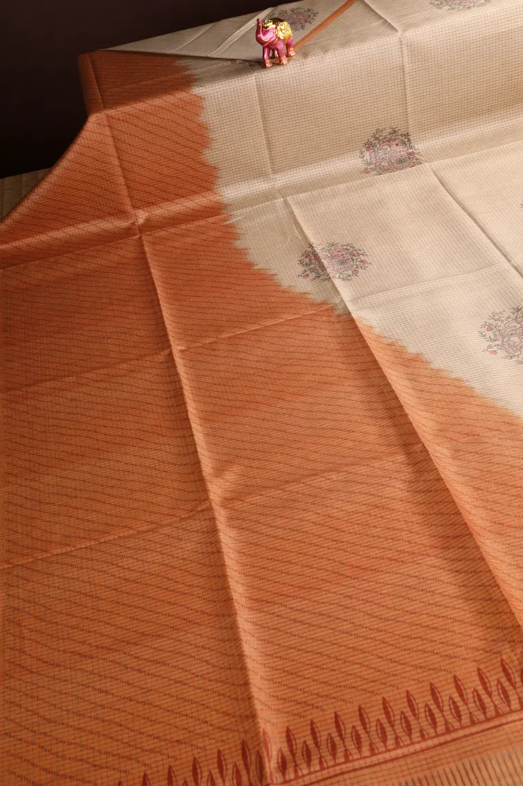 Cream White Tussar Saree Without Zari With Animal Mottif view 2