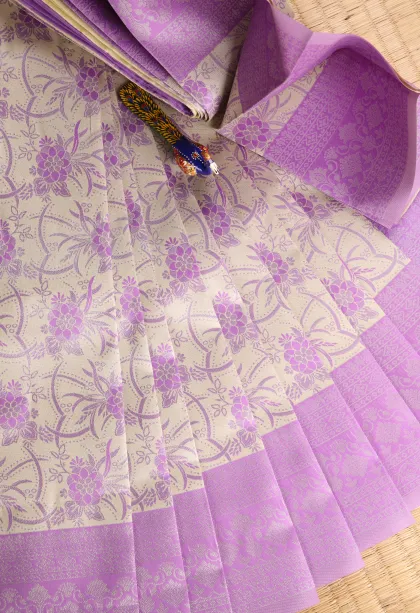 Cream White Visiri Madippu Silk Sarees with Silver Zari Floral Patterns