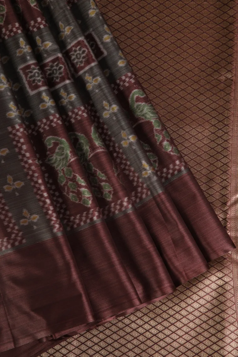 Berry Red Soft Silk Sarees Without Zari With Peacock Motifs
