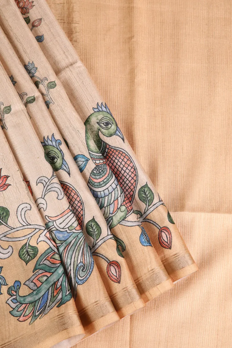 Salmon Pink Jute Sarees Without Zari With Floral Patterns