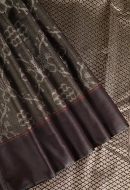 Bottle Green Soft Silk Sarees Without Zari With Floral Patterns