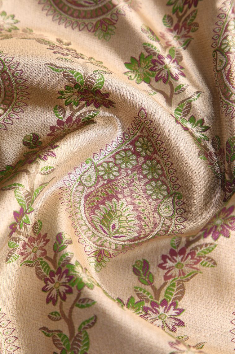 Pistachio Green Apoorva Silk Sarees with Copper Zari Floral Patterns view 4