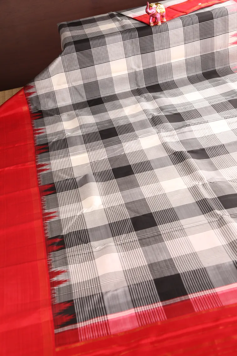 Cotton White Kanchipuram Silk Sarees with Gold Zari Checks view 2