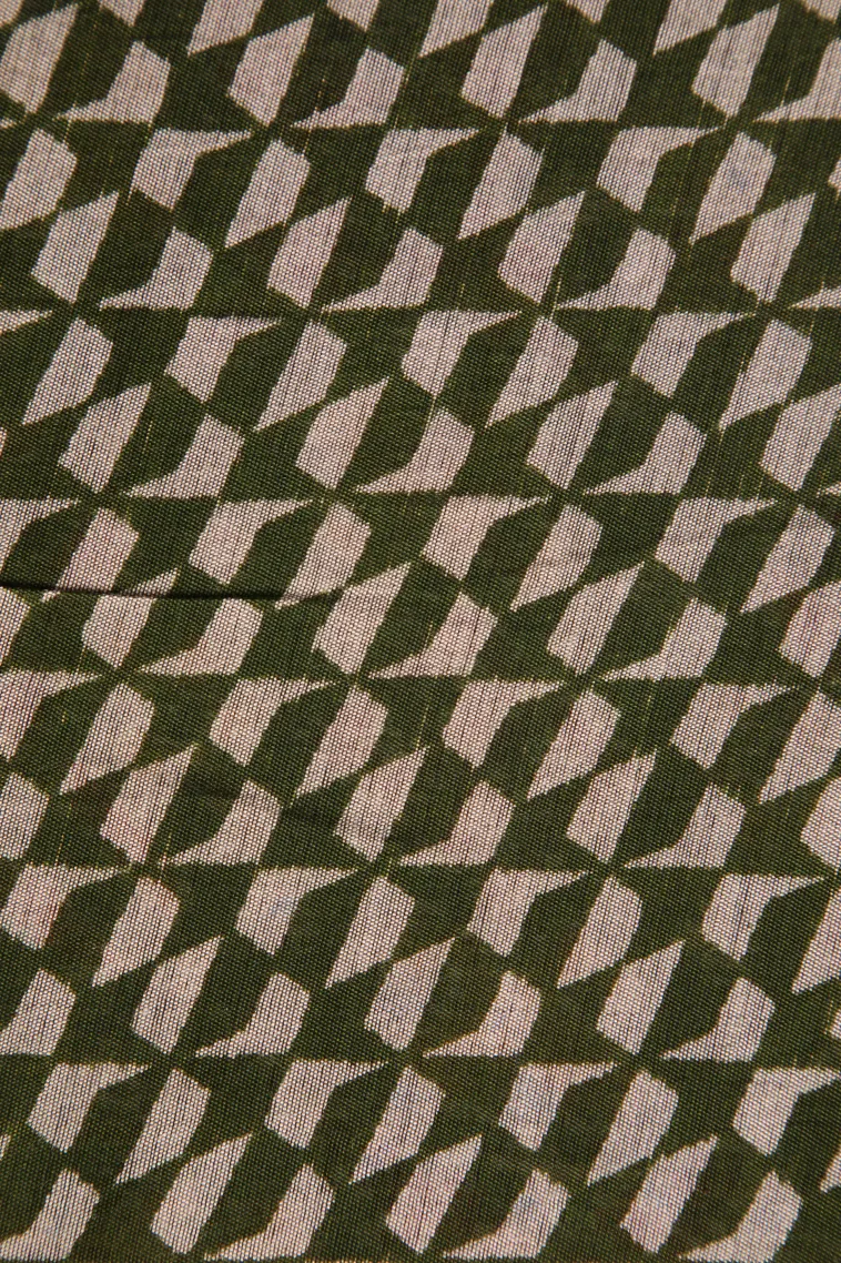 Seaweed Green Chanderi Cotton Sarees Without Zari With Floral Patterns view 3
