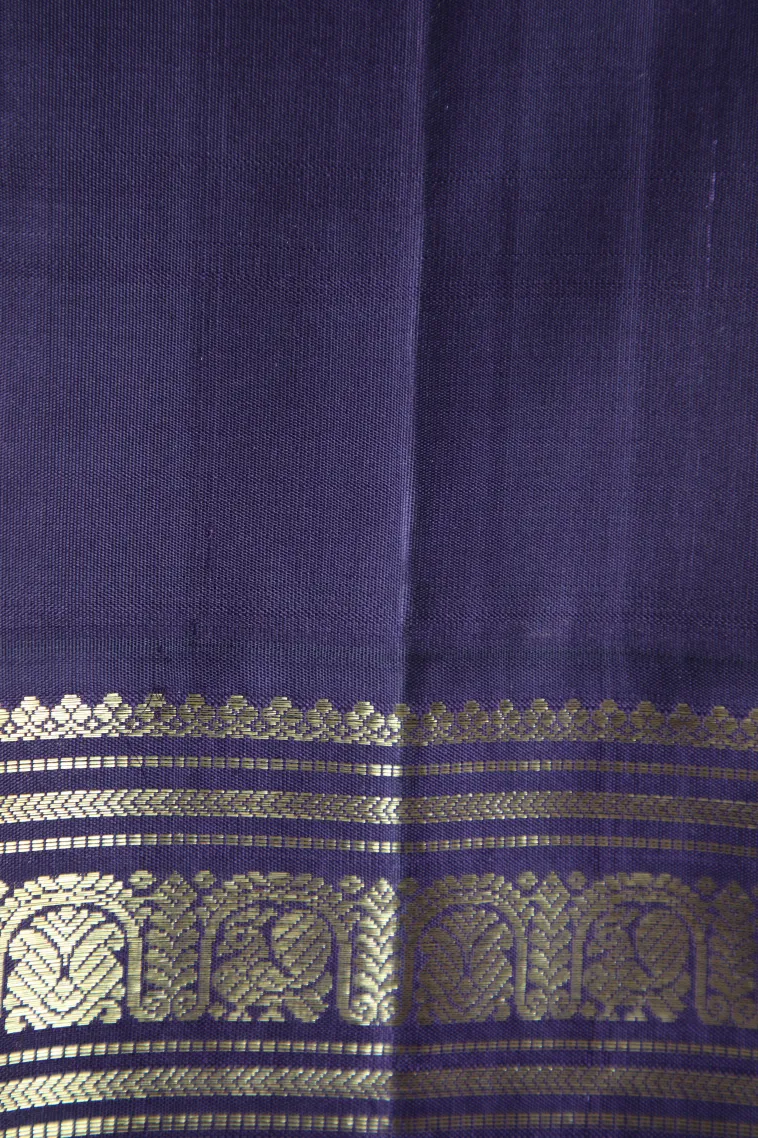 Lemon Yellow Kanchipuram Silk Sarees with Gold Zari Plain view 3