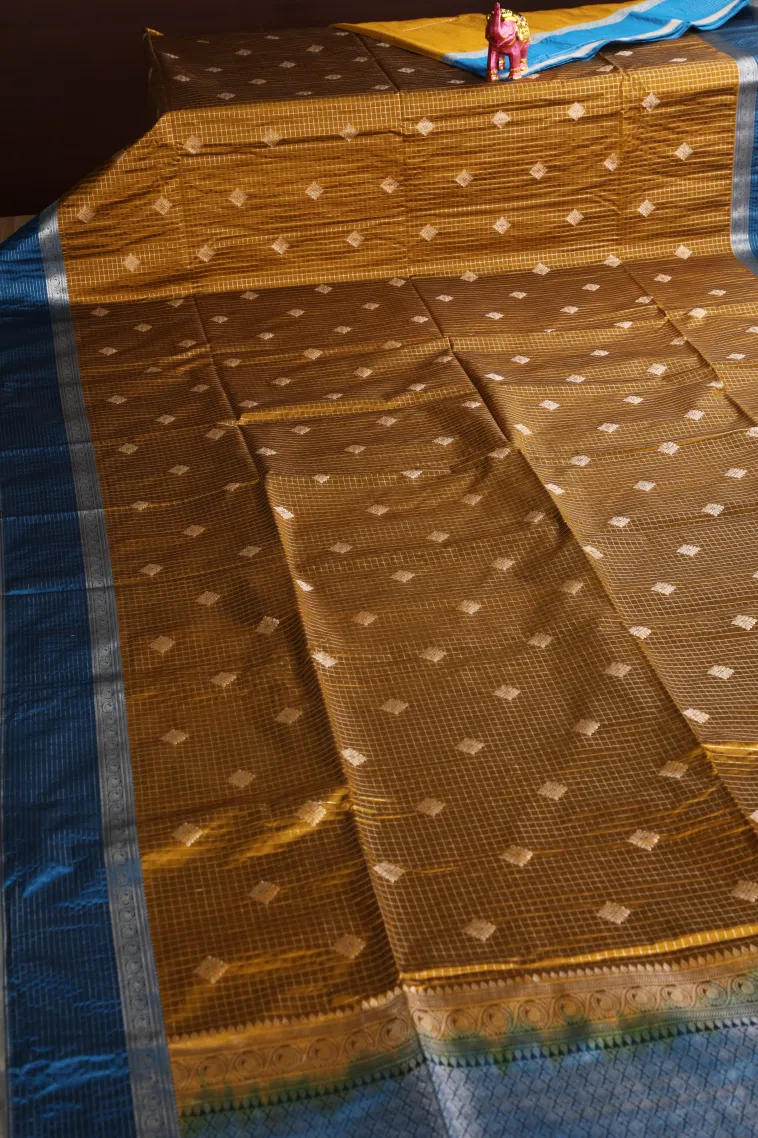 Gold Apoorva Silk Sarees with Silver Zari Checks And Puttas view 2
