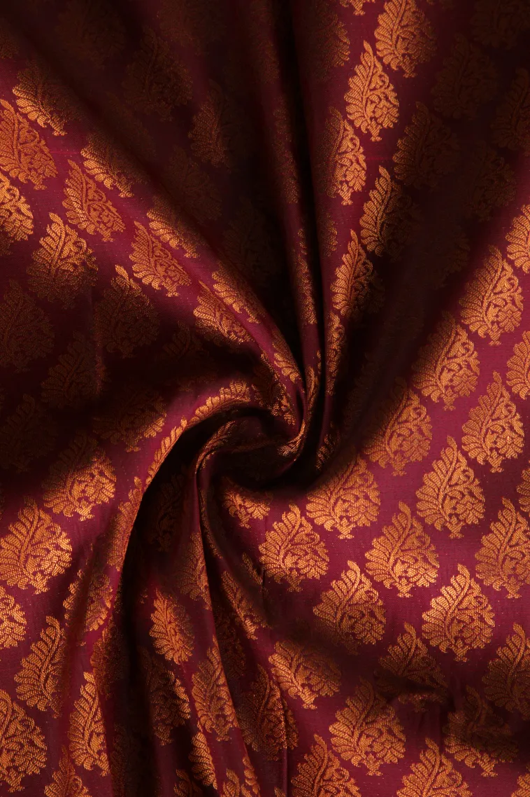 Berry Red Visiri Madippu Silk Sarees with Copper Zari Floral Patterns view 4