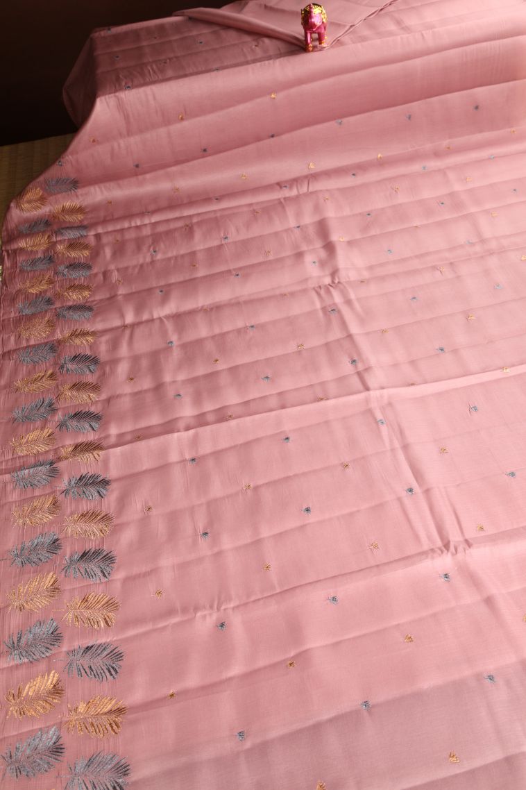 Salmon Pink Raw Silk Sarees Without Zari with Floral Puttas Embroidary view 2