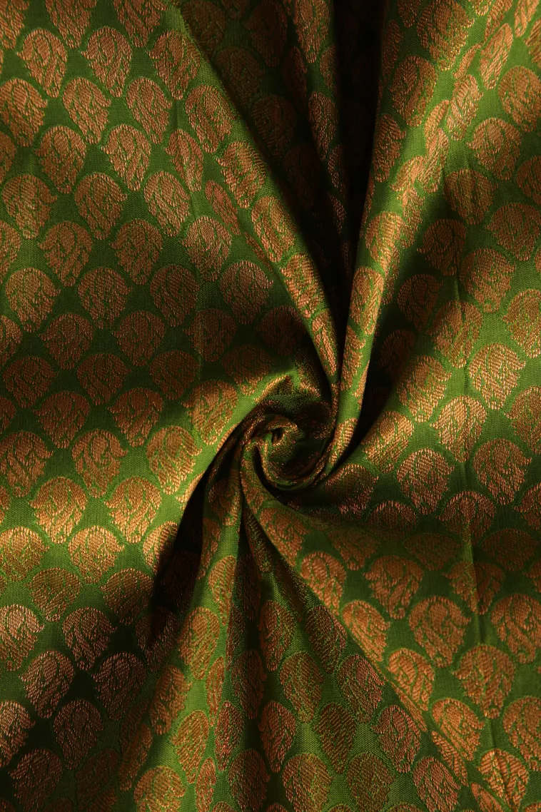 Pear Green Visiri Madippu Silk Sarees with Copper Zari Floral Patterns view 4