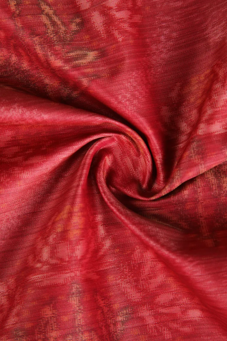 Rose Red Soft Silk Sarees Without Zari With Floral Patterns view 4
