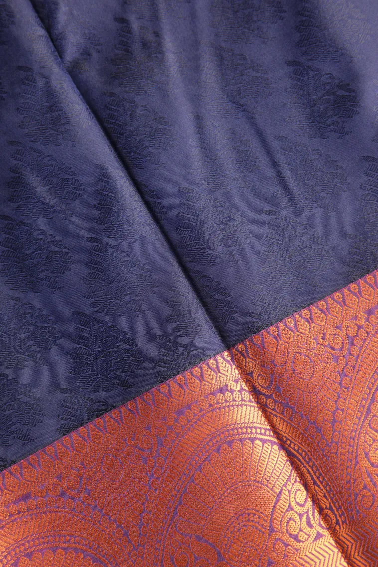 Berry Blue Visiri Madippu Silk Sarees with Copper Zari Floral Patterns view 3