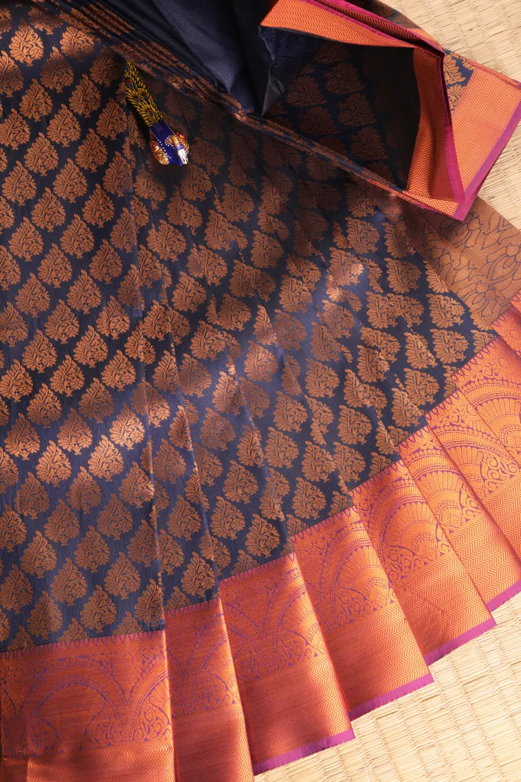 Berry Blue Visiri Madippu Silk Sarees with Copper Zari Floral Patterns
