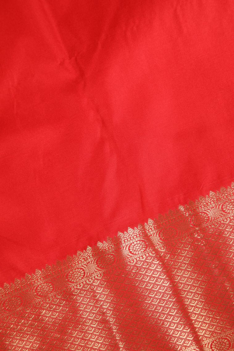 Bottle Green Apoorva Silk Sarees with Copper Zari Checks And Puttas view 3