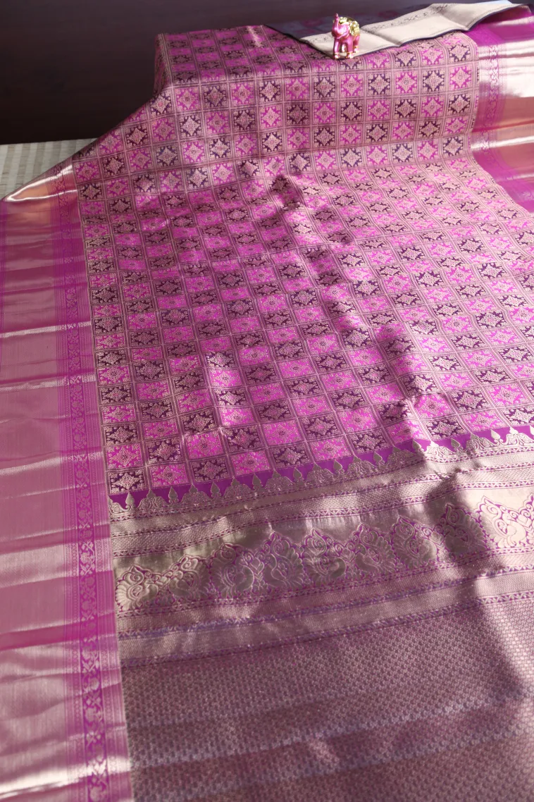 Magenta Purple Kanchipuram Silk Sarees with Gold Zari Floral Patterns view 2
