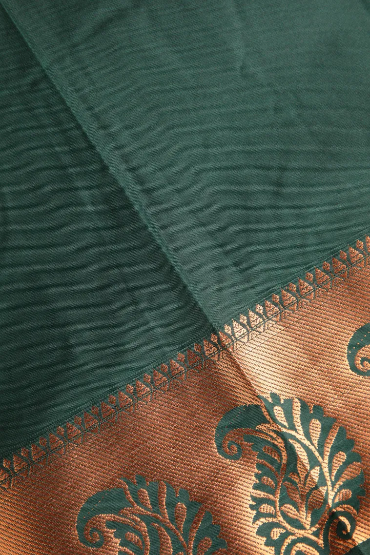 Punch Pink Visiri Madippu Silk Sarees with Copper Zari Floral Patterns view 3