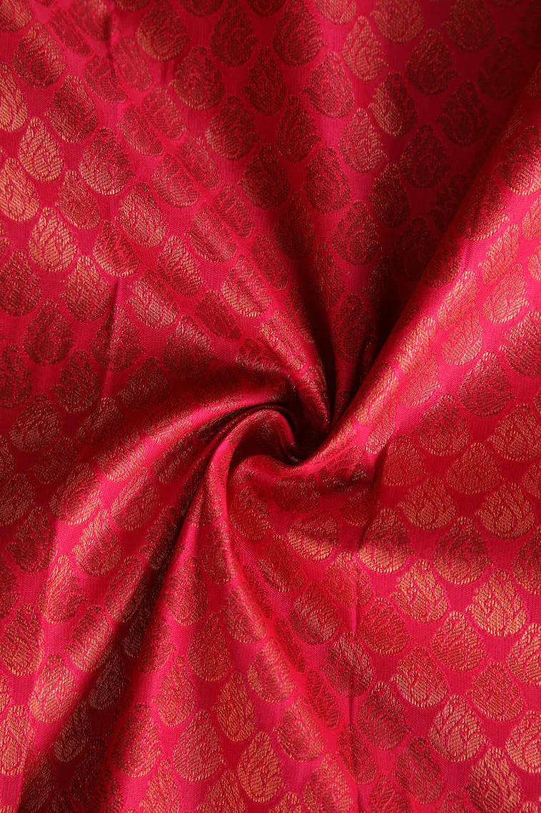 Punch Pink Visiri Madippu Silk Sarees with Copper Zari Floral Patterns view 4
