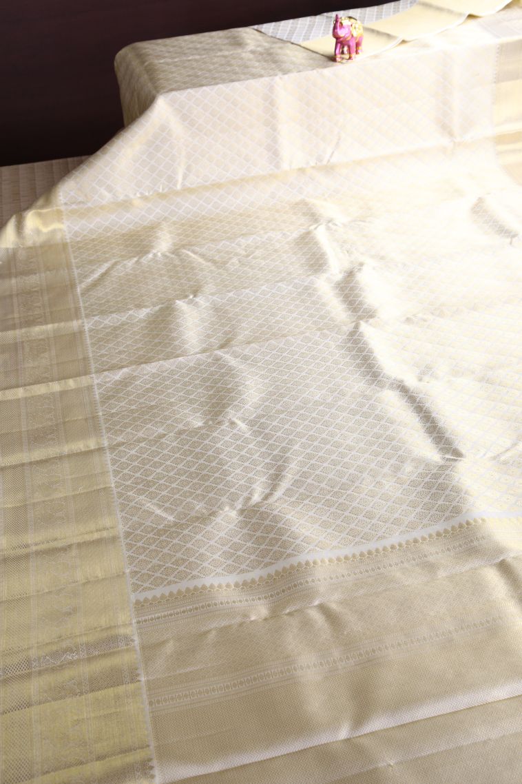 Cream White Kanchipuram Silk Sarees with Gold Zari Jacquard view 2