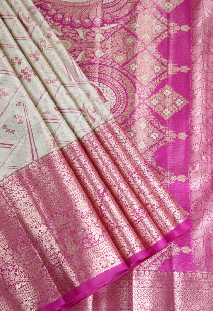 Pistachio Green Apoorva Silk Sarees with Copper Zari Geometric Shapes