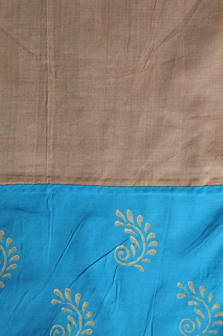 Cerulean Blue Poly Cotton Sarees Without Zari With Floral Puttas view 3