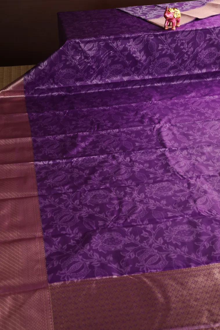 Mauve Purple Soft Silk Sarees with Bronze Zari Floral Patterns view 2