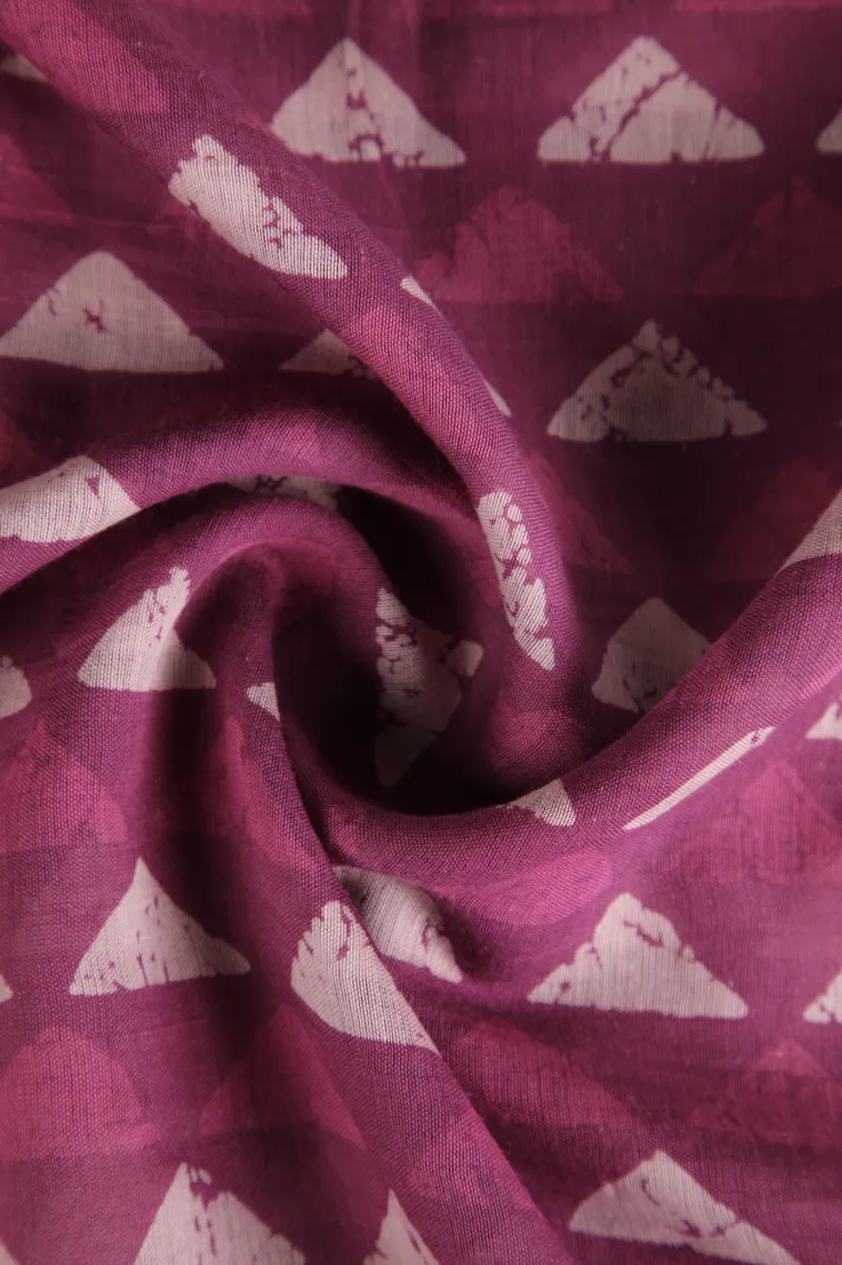 Magenta Purple Chanderi Cotton Sarees Without Zari With Geometric Shapes view 4
