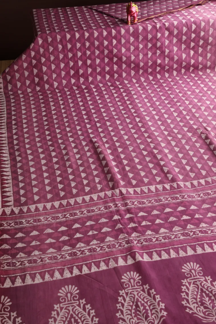 Magenta Purple Chanderi Cotton Sarees Without Zari With Geometric Shapes view 2