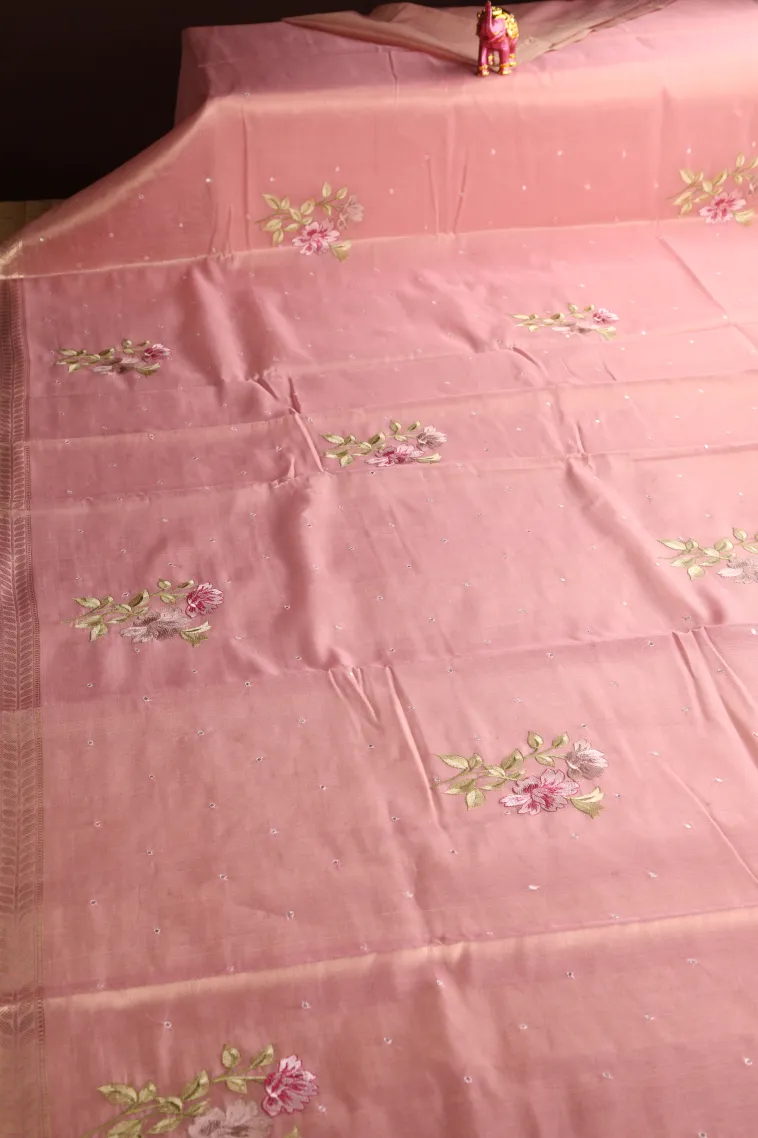 Salmon Pink Organza Saree Without Zari With Floral Puttas Embroidary view 2
