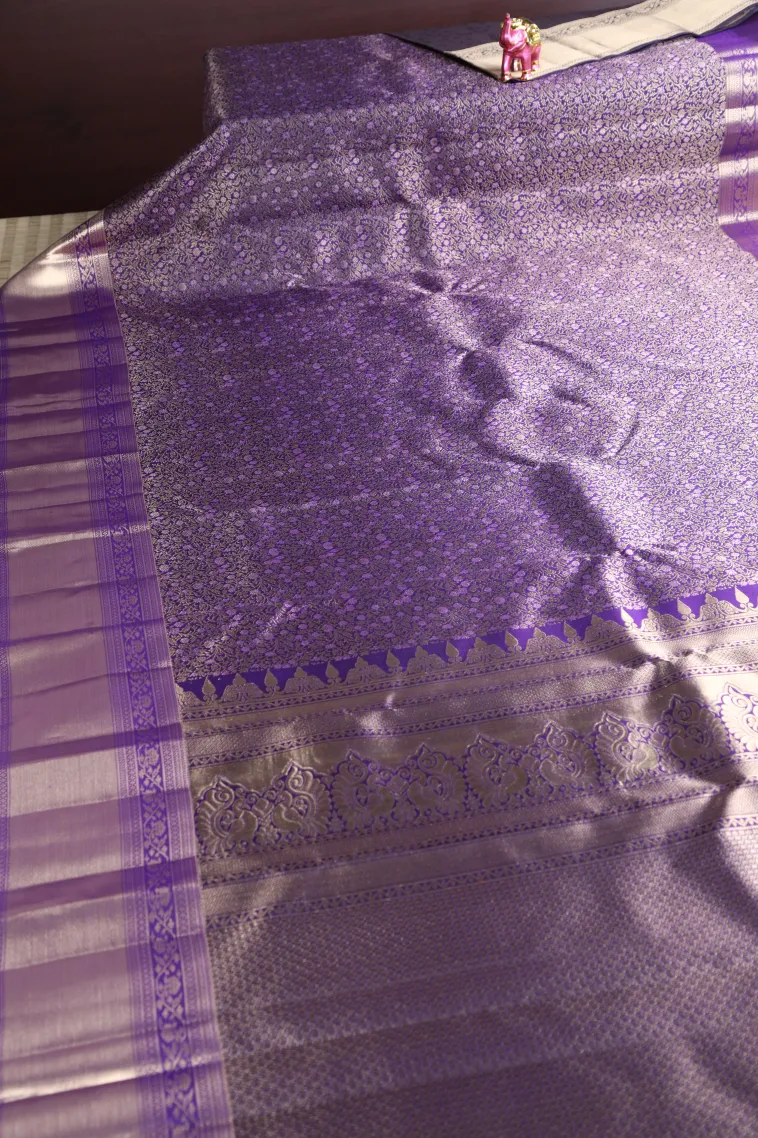 Mauve Purple Kanchipuram Silk Sarees with Gold Zari Floral Patterns view 2
