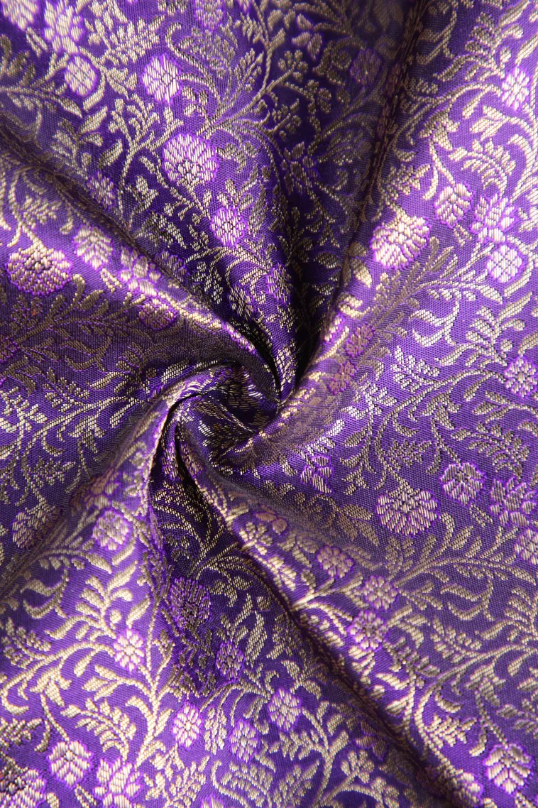 Mauve Purple Kanchipuram Silk Sarees with Gold Zari Floral Patterns view 4