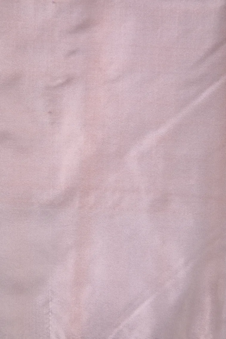 Crepe Pink Arani Silk Sarees with Gold Zari Checks view 3