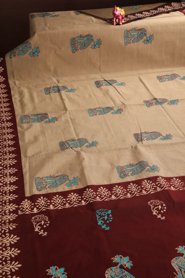 Tortilla Brown Poly Cotton Sarees Without Zari With Floral Puttas view 2