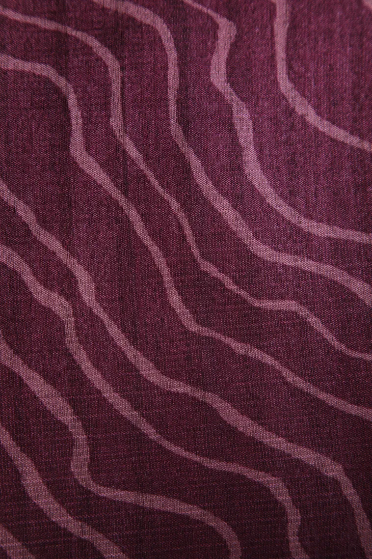 Magenta Purple Raw Silk Sarees Without Zari With Floral Patterns view 3