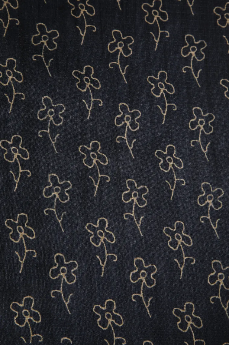 Slate Blue Raw Silk Sarees Without Zari With Floral Patterns view 3