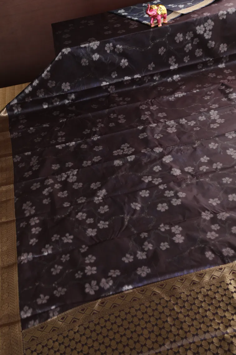 Grape Purple Soft Silk Sarees with Bronze Zari Floral Patterns view 2