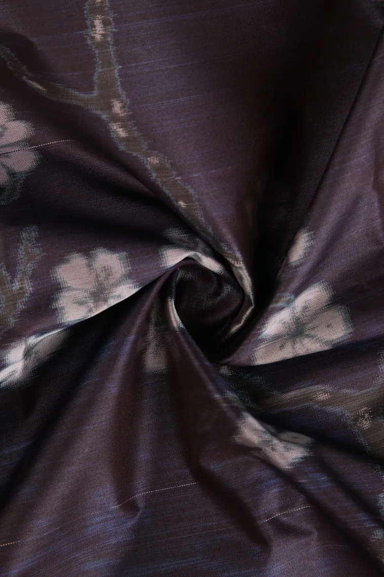 Grape Purple Soft Silk Sarees with Bronze Zari Floral Patterns view 4