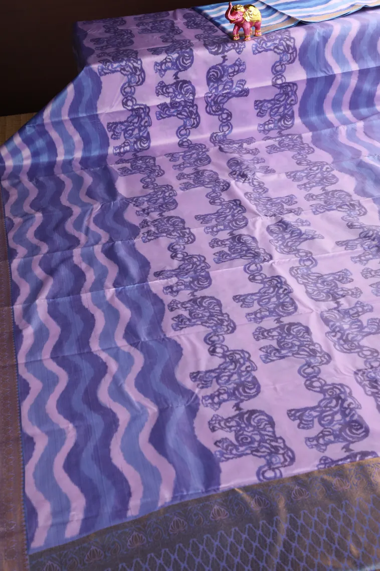 Lavender Soft Silk Sarees with Bronze Zari Floral Patterns view 2