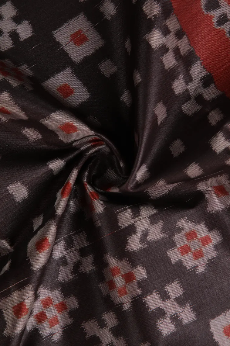 Chocolate Brown Soft Silk Sarees with Bronze Zari Geometric Shapes view 4