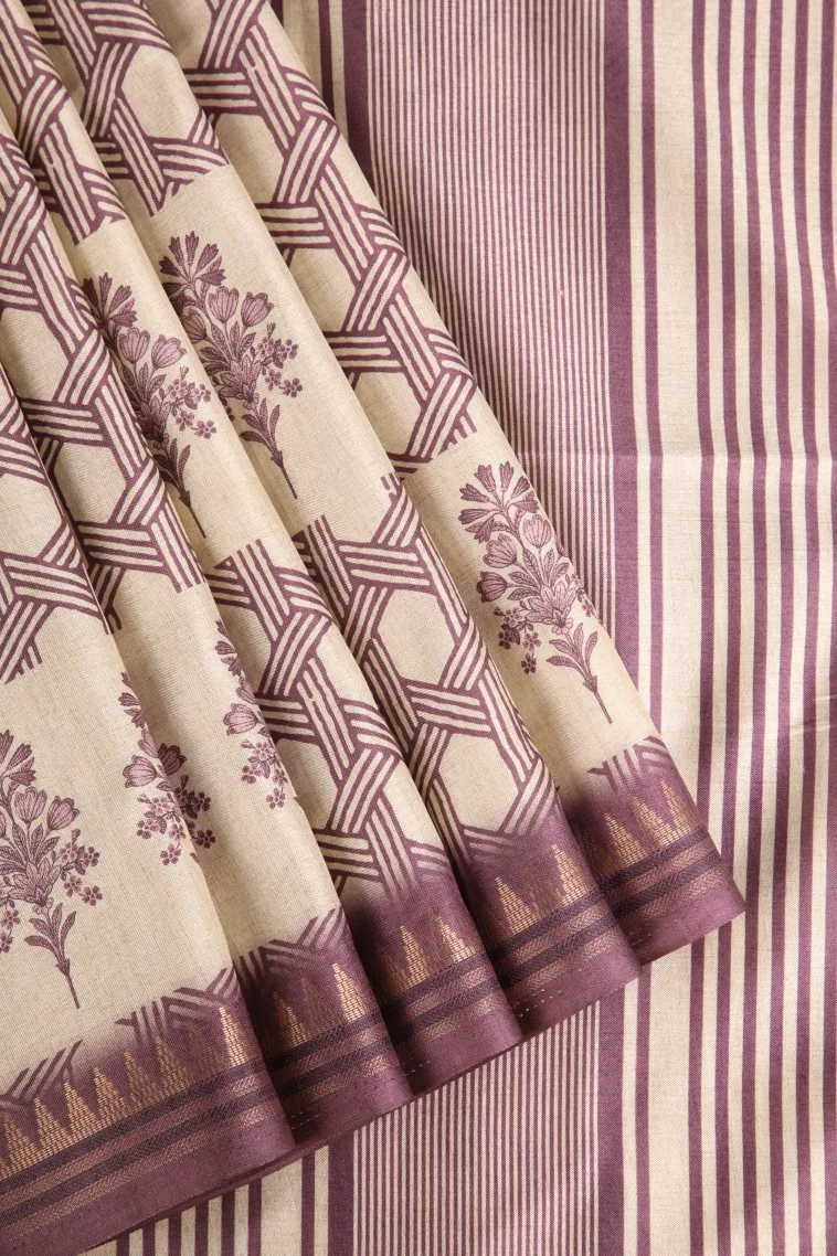 Magenta Purple Semi Raw Silk Printed Without Zari With Geometric Shapes